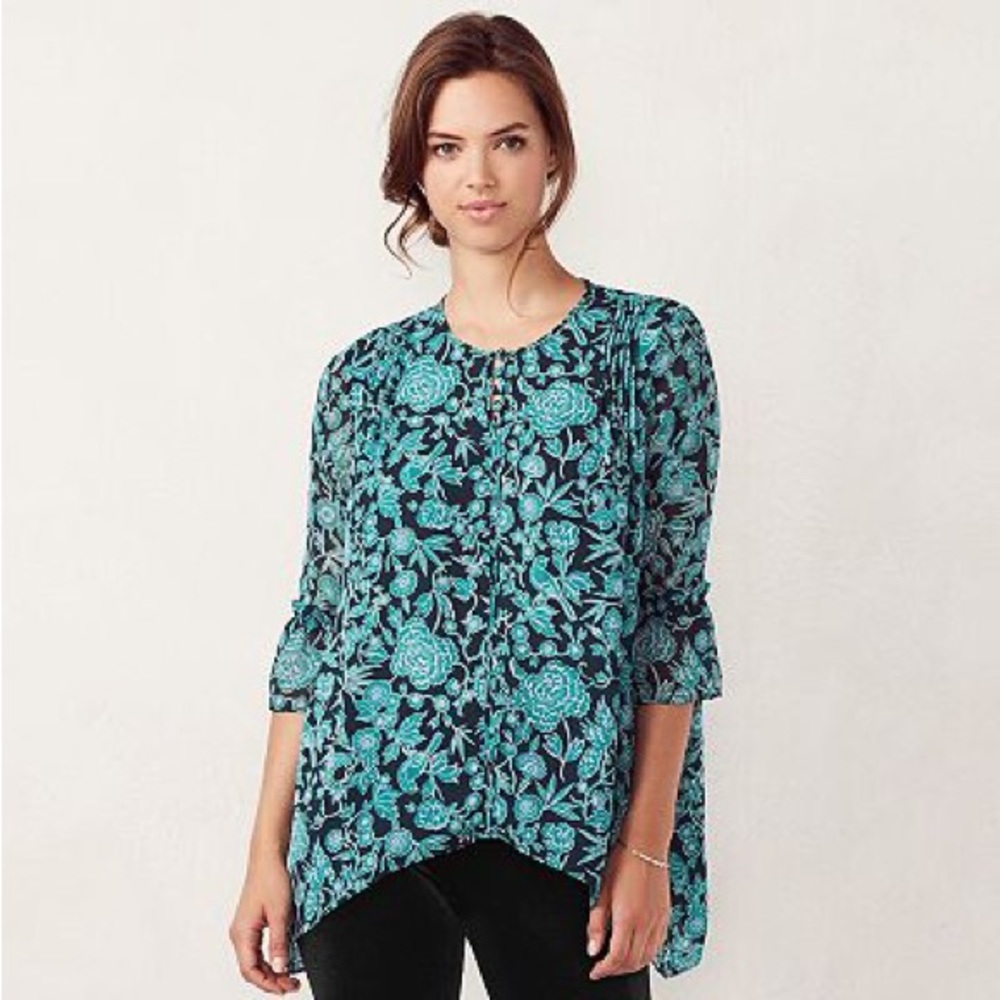 LAUREN CONRAD - Women’s Blouse /  Size M / color Green / Floral pattern